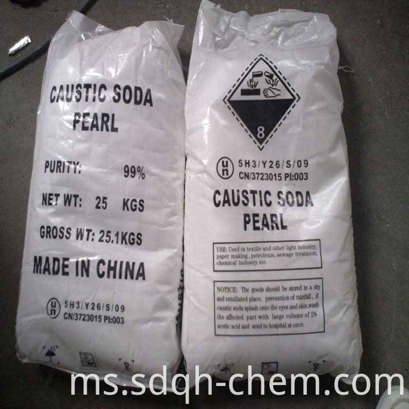 Caustic soda mutiara.jpg.